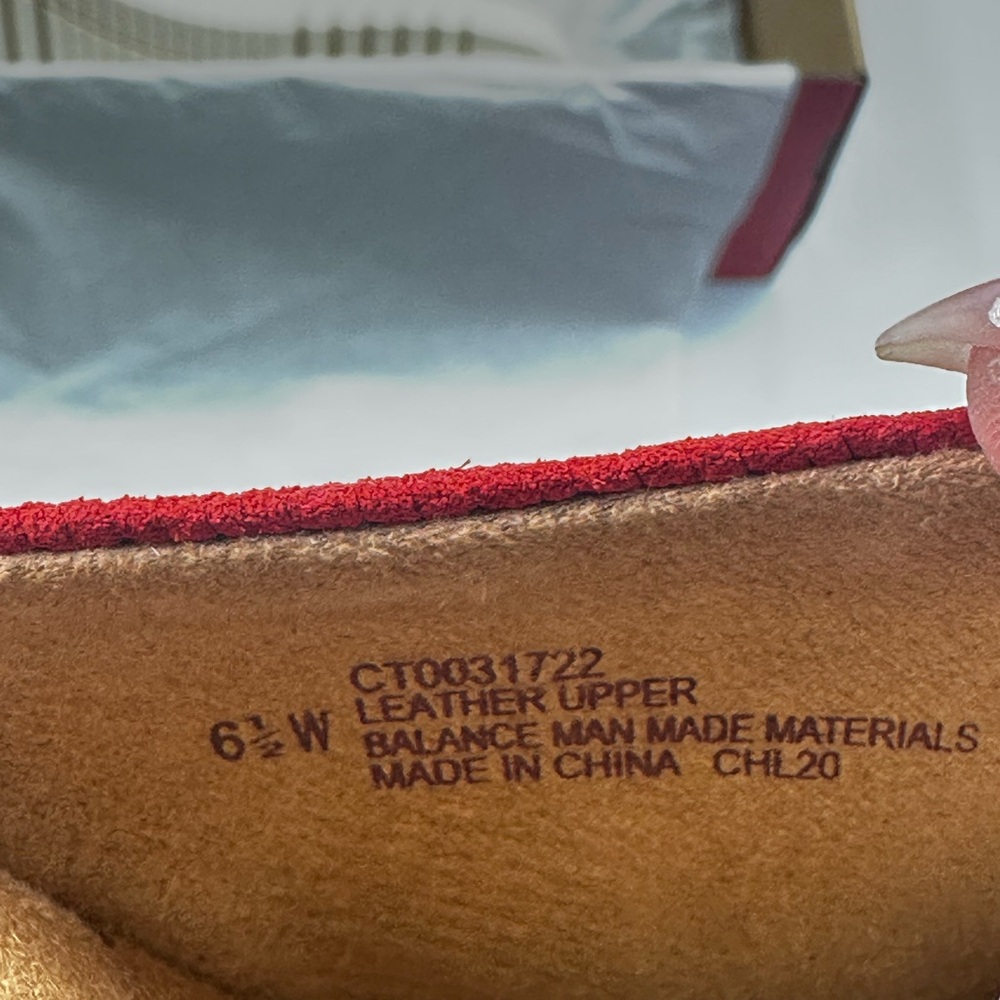 Comfortiva Red Suede Pillowtop Slide Sandals New In Box | 6.5 W - Picture 6 of 10